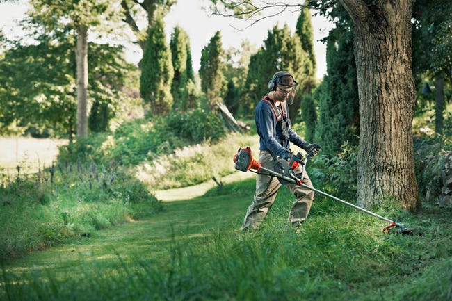 Husqvarna 122R débroussailleuse thermique 21,7cm³ 43cm